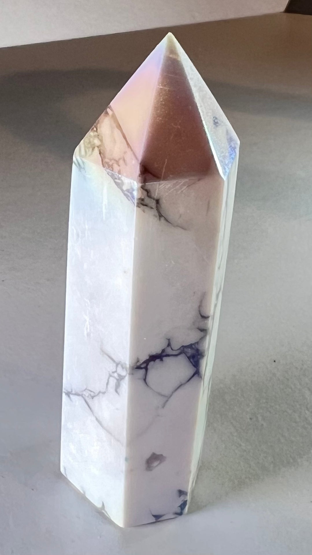 Angel Aura Howlite